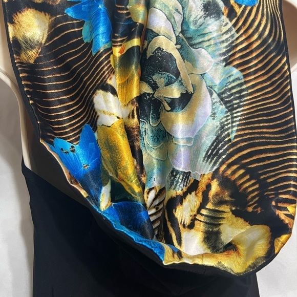 Veronika Poliit Unique Design Black Jumper Floral Pattern Straps Hood Belt Small - Picture 8 of 11